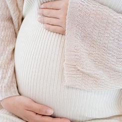 需求方面 🦆🇹🇱第二季度数📌🇬🇬据中心收⛹入增长由8🖇00G🦵